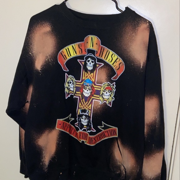 Other - Guns & roses crewneck